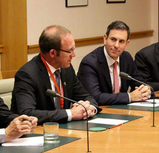 Andrew Little and Jim Chalmers meeting with Oz Kiwi.