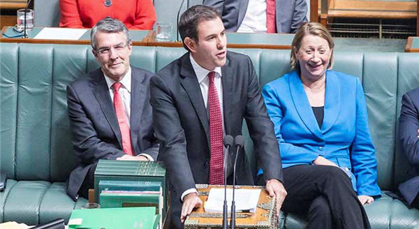 Federal Labor MP Jim Chamlers speaking in Parliment. (Photo: Australian Parliament)