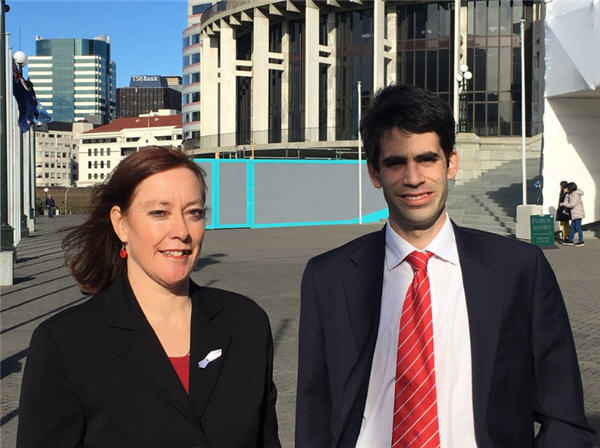 Joanne Cox and Tim Gassin of Oz Kiwi at Parliament today. (Photo Nicholas Jones).
