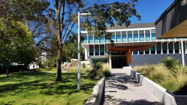 New Zealand High Commission building in Canberra (Photo: Oz Kiwi)