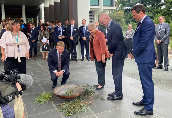 Smoking ceremony for Chris Hipkins at NZ High Commission in Canberra