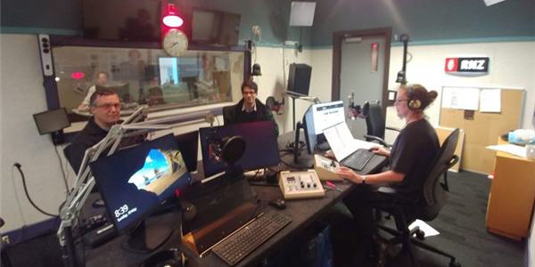 Dr Paul Hamer (left) of Victoria University of Wellington and Oz Kiwi Chair Tim Gassin at Radio New Zealand.